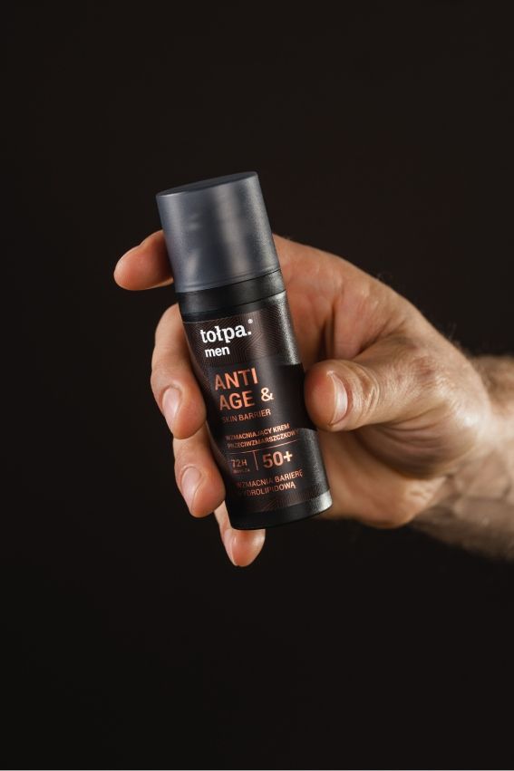 linia men anti age skin barrier